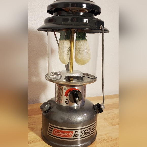 Vintage Coleman Two Mantle Powerhouse Unleaded Dual Fuel Lantern 295-700 - Picture 3 of 8